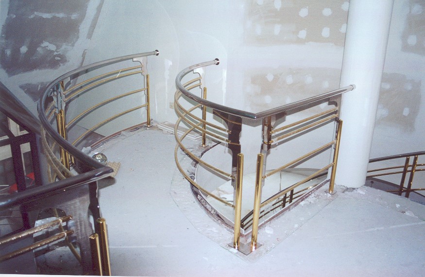 Desnignové zábradlí 2